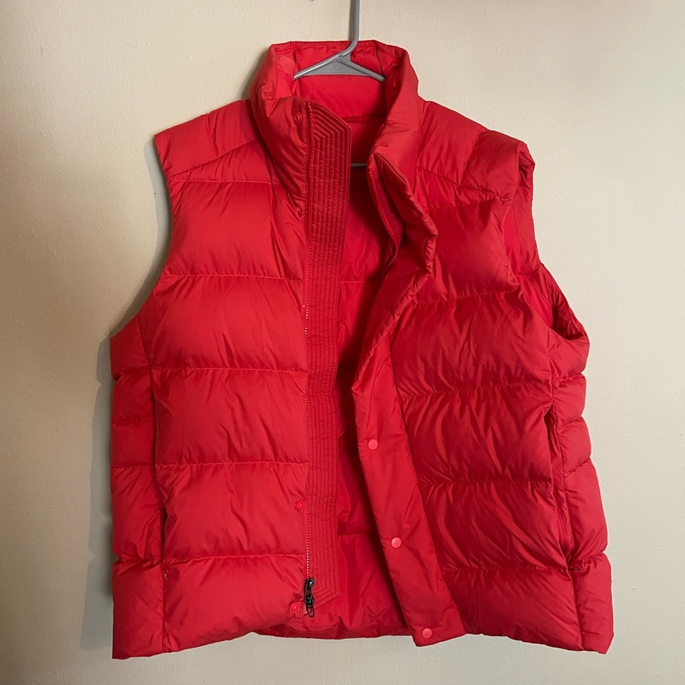 Lululemon Men’s Puffy Vest
